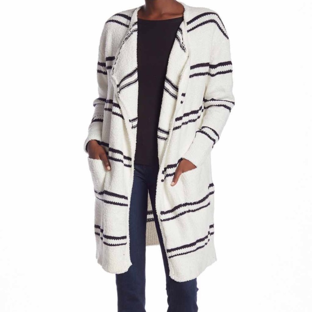 NWT white/navy drape front sweater!